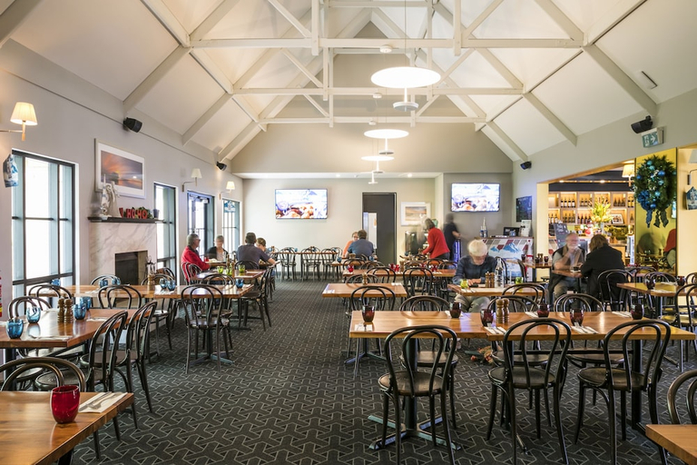 Food & Drinks 4, Nightcap at the Ship Inn (ex The Royal Palms Resort), Busselton
