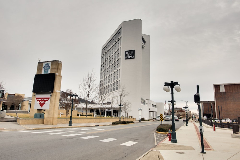 Exterior & Views, The Hotel Hot Springs, Garland