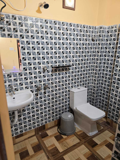 Bathroom 4, Rajmata Guest House, Nadia