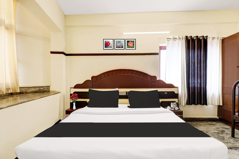 Room 3, Deluxeeast Nada Near Railway Station Guruvayur, Thrissur