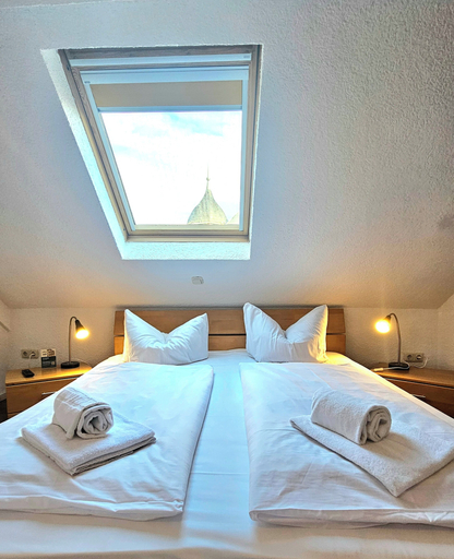 Bedroom 4, Weinhotel des Riesling Zum Grünen Kranz, Rheingau-Taunus-Kreis