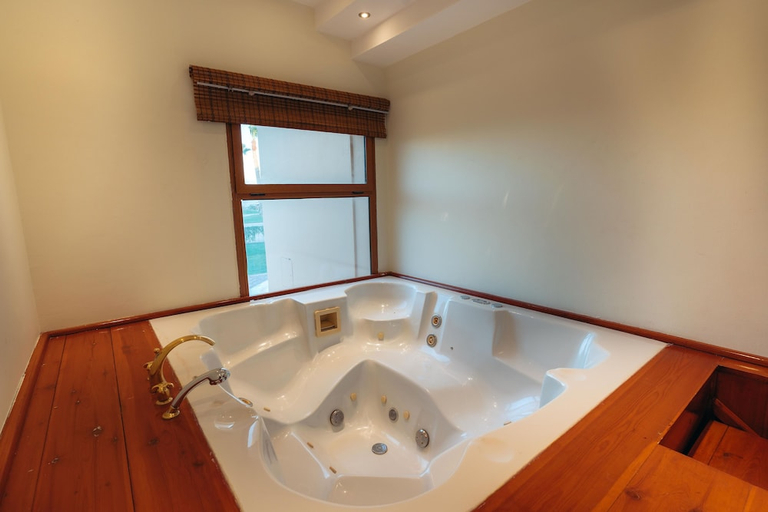 Bathroom 5, Nubian Island Hotel, Sharm el-Sheikh