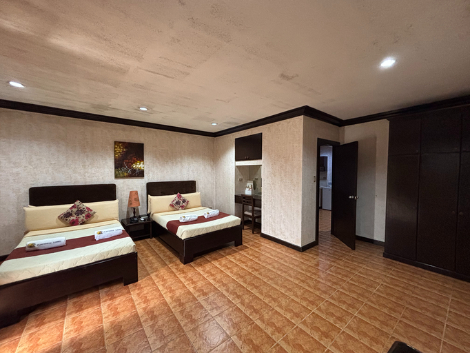 Bedroom 2, D'Japanese Tunnel Family Resort, Davao City