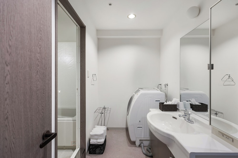 Bathroom 4, One Niseko Resort Towers, Rankoshi