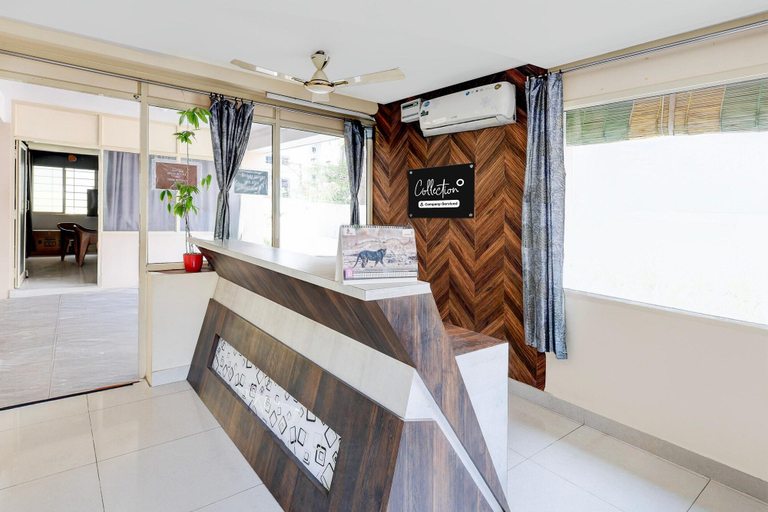 Reception 2, Deluxe Stay Luxury Service Apartments, East Godavari