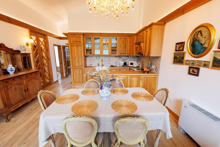 Others 4, Villa Sofayla w Jacuzzi near the Pirin Golf Resort, Razlog