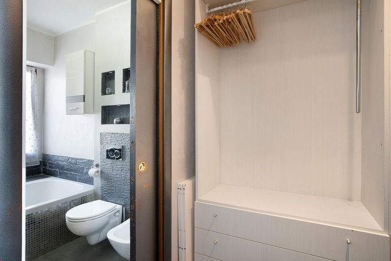 Bathroom 2, La dimora della Poesia, Imperia