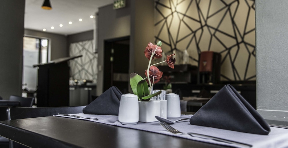 Food & Drinks 5, Morning Star Express Hotel, City of Tshwane