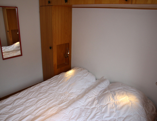 Bedroom 3, Apartment in Veysonnaz near Ski Gondola, Sion