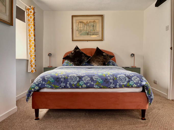 Bedroom 3, Taylor Way, Ceredigion
