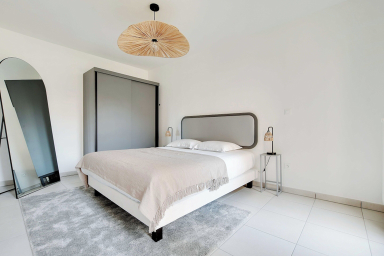 Room 4, Elegant Appt - 1bdr/2p - Near Paris & La Defense, Hauts-de-Seine