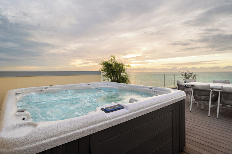 Terrace/patio 2, Rooftop Villa Collection