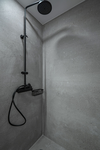 Bathroom 5, THE EDGE Luxurious Penthouse Shared Gym, Attica
