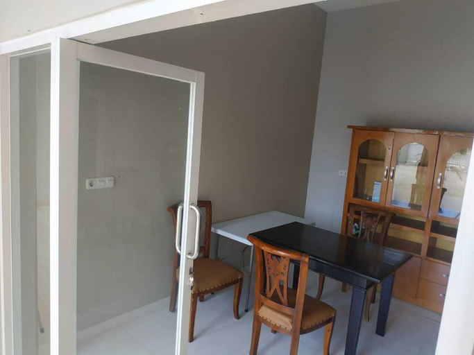 Public Area 2, Nietsa Guest House Palu RedPartner, Palu