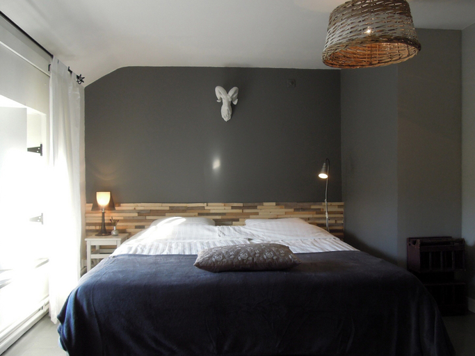 Room 3, Charming Garden Holiday Home for 6, Luxembourg