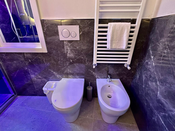 Bathroom 3, The Manarola Sea View, La Spezia