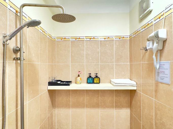 Bathroom 4, Cozy Hotel - 140 Cong Quynh, District 1