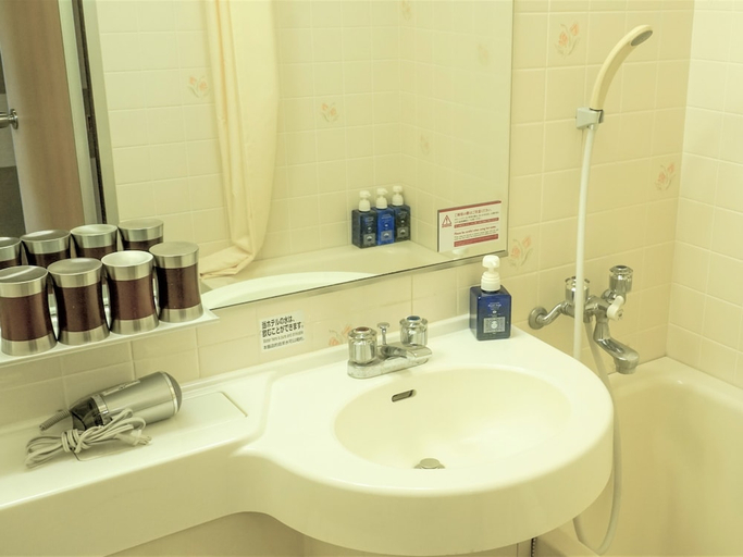 Bathroom 3, Lake Akan Tsuruga Wings, Kushiro City