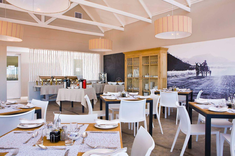 Food & Drinks, Africa Safari Lodge, Mariental Urban
