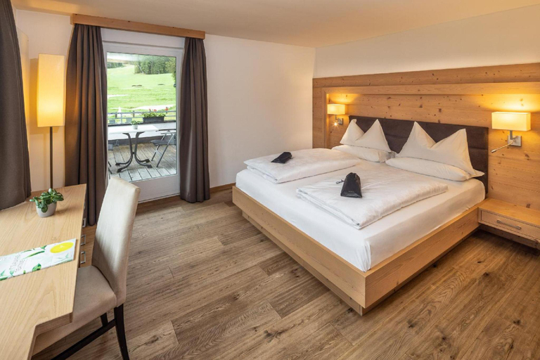 Bedroom 2, Hotel Sella, Bolzano