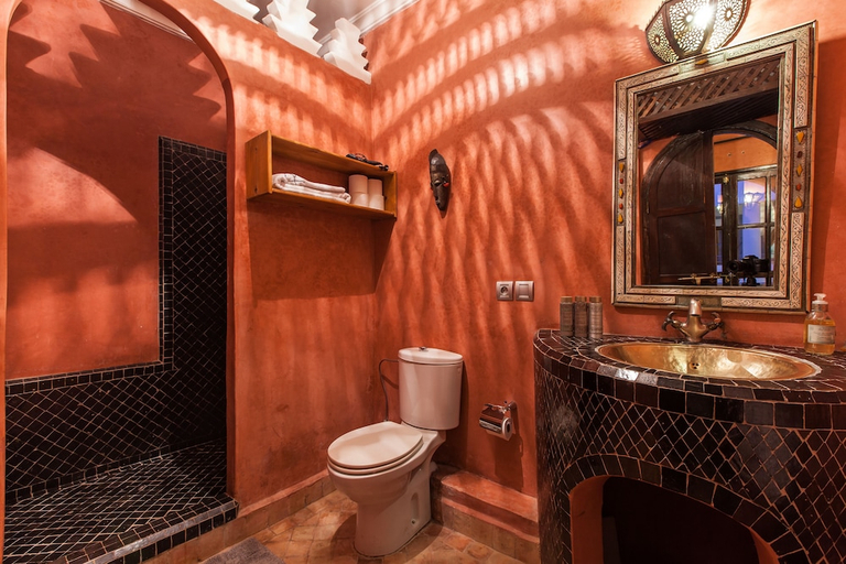 Bathroom 3, Riad Shemsi, Marrakech