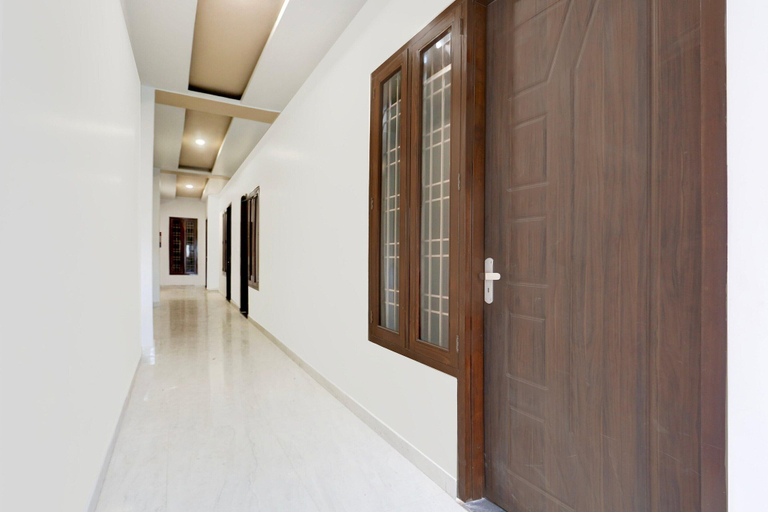 Interior 3, Super Deluxe Room Mohini Guest House, Bareilly