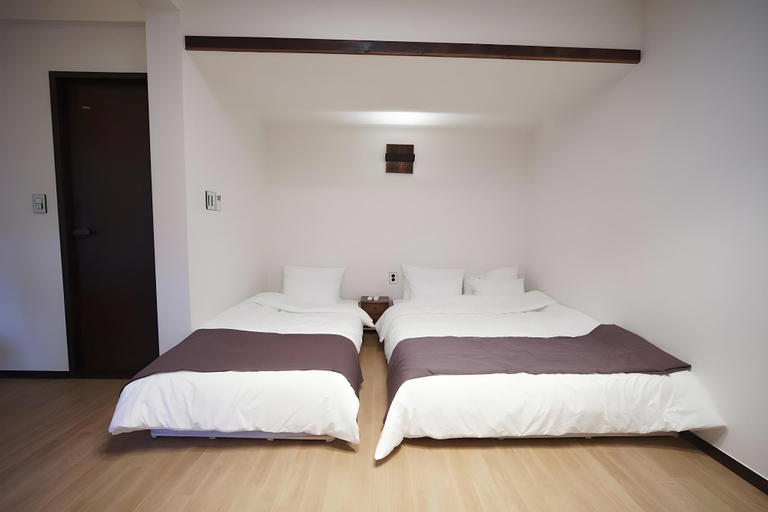Bedroom 2, Gyeongju Naganjae, Gyeongju