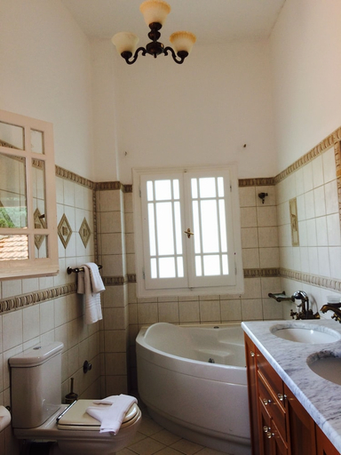 Bathroom 3, Avra Paradise Aparthotel, Ionian Islands