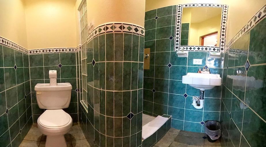 Bathroom 3, Venus Hotel