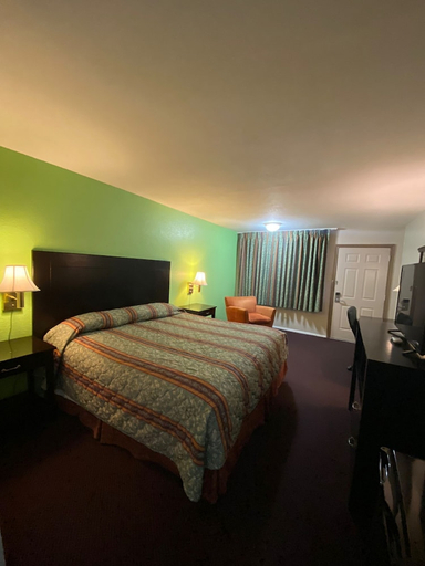 Bedroom 2, Sunrise Inn, Jasper