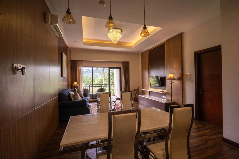 dining_room 10