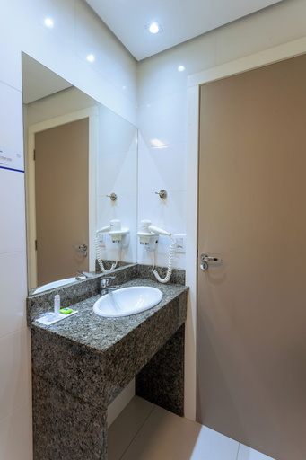 Bathroom 3, Hiber Hotel, Chapecó