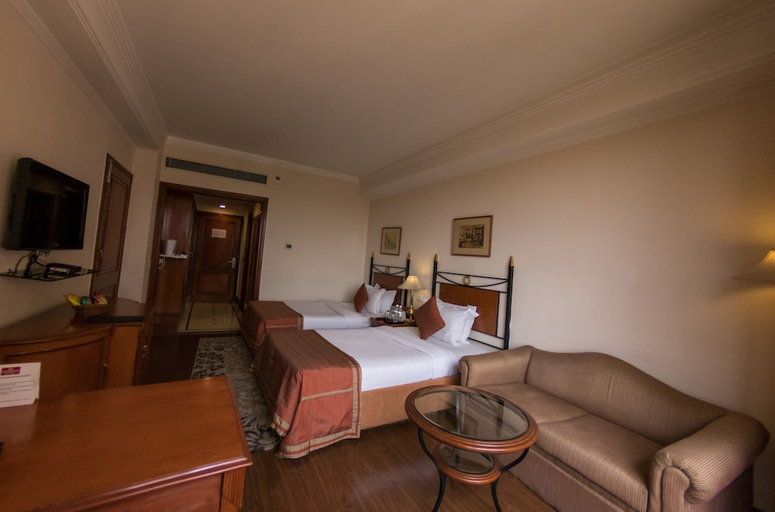 Bedroom 3, The Bristol Hotel - Gurgaon, Gurgaon