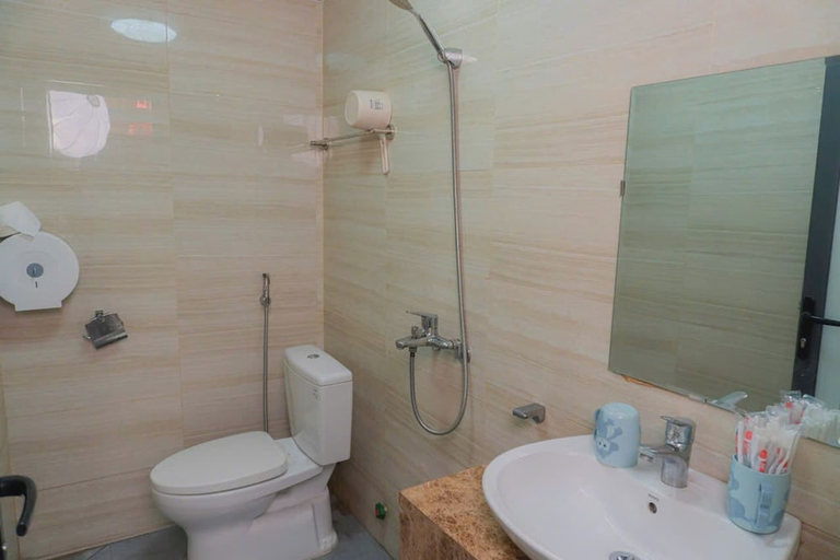 Bathroom 4, Prince Hanoi Hotel, Hoàn Kiếm