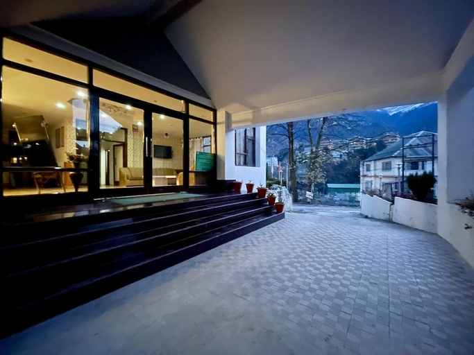 Others 5, Hotel Sitara International, Kullu