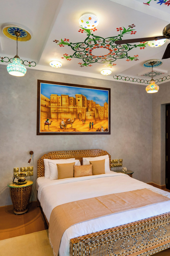 Room 4, Vintage Retreat by ELIVAAS 5BHK Villa, Ernakulam