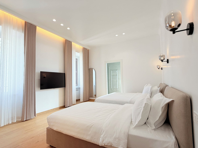 Room 2, HAUS OF LEMONS, Rome