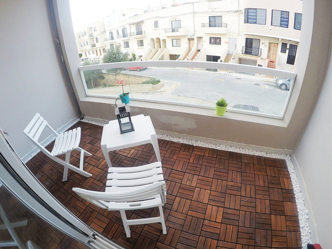 Interior 3, Sunshine Suites