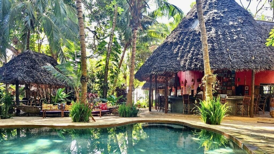 Pool, Kaya Imani, Msambweni