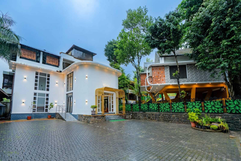 Exterior & Views 2, Karar Gardens, Theni