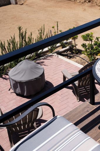 Others 5, Sur del Valle, Ensenada