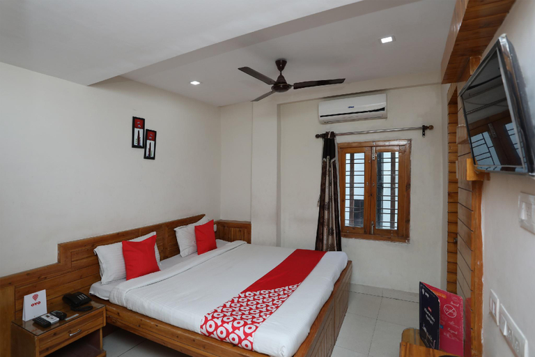 Bedroom 3, Hotel O South Inn, Kolkata
