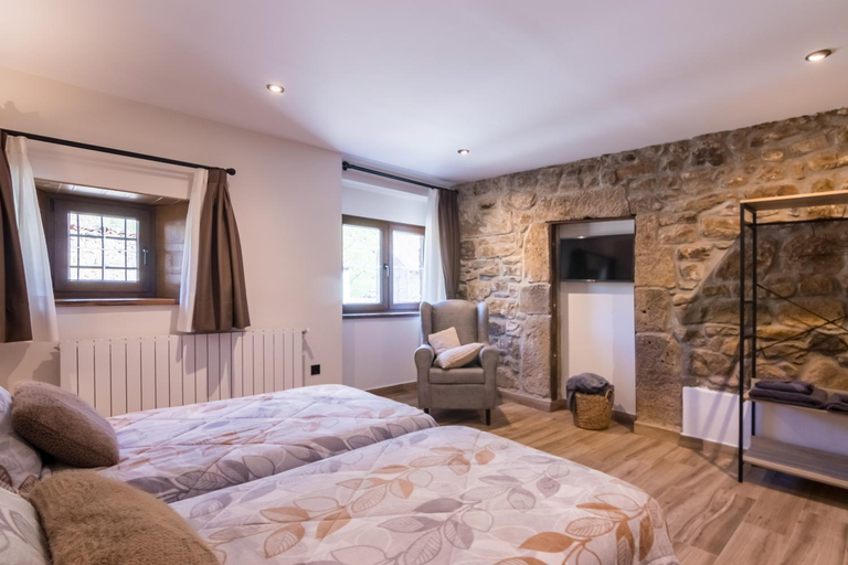 4, Las Casucas De Somavia, Cantabria