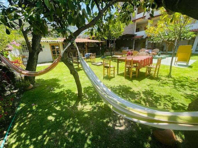 Outdoor dining 5, CASA HOTEL ALPAMAYO, Yungay