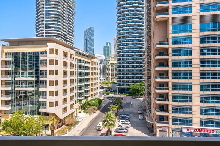 Exterior 5, PVH - 2BR near Marina Promenade, Dubai