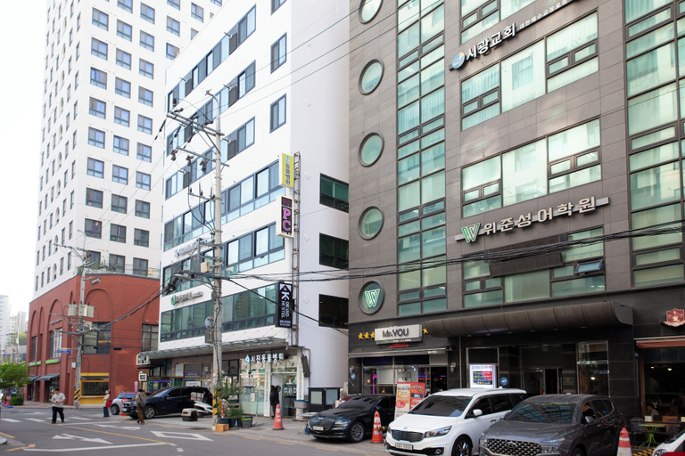 Exterior 3, K-Grand Hostel Sinchon, Mapo