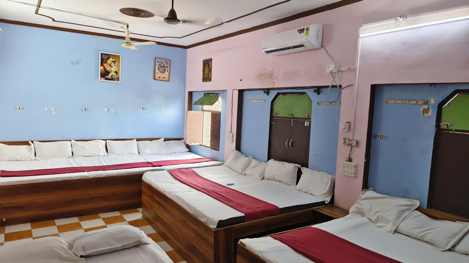 Bedroom 4, Annu Bhai Sewa Sadan, Mathura