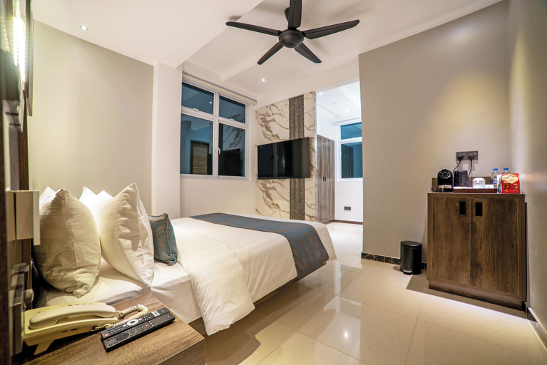 Room 2, Samann Blue, Malé