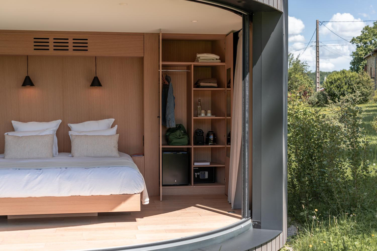 Bedroom 2, La suite prairie Tomette Singuliere, Saône-et-Loire