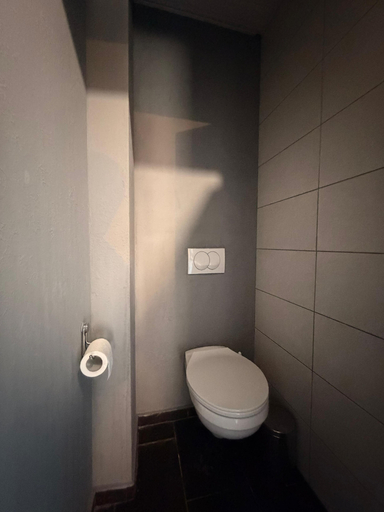 Bathroom 5, Mountain & Sea Retreat Lapcici